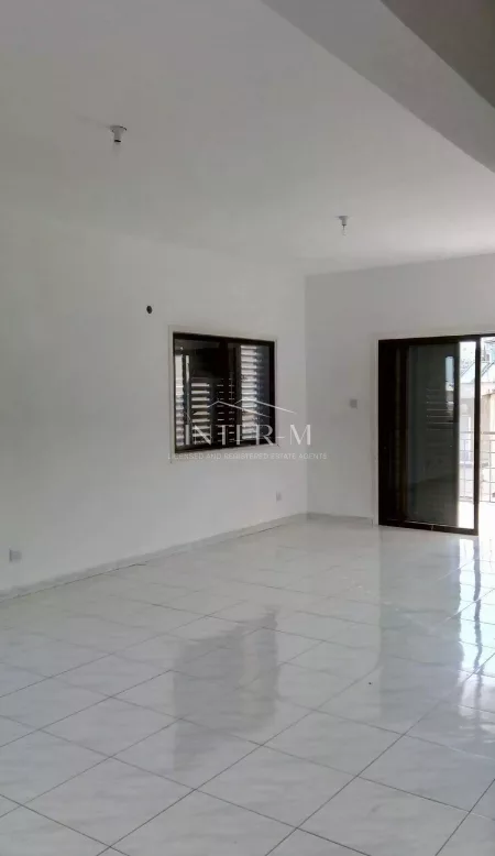 Building In Central Limassol, In Agios Nikolaos Limassol (242 Sq.m)