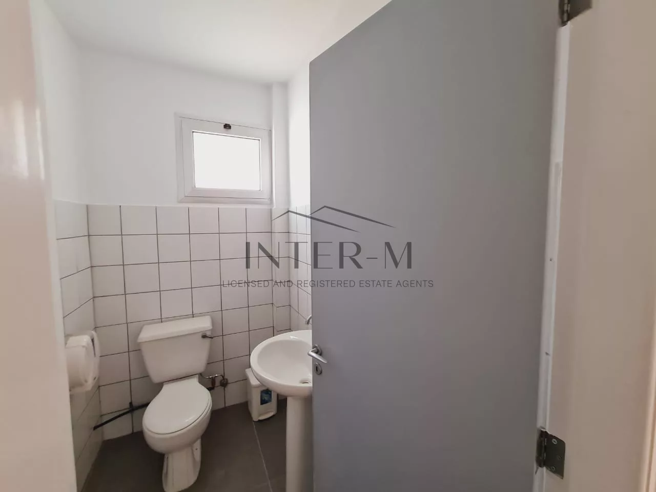 Renovated Business Offices For Sale In Agios Ioannis,Limassol φωτογραφία 4