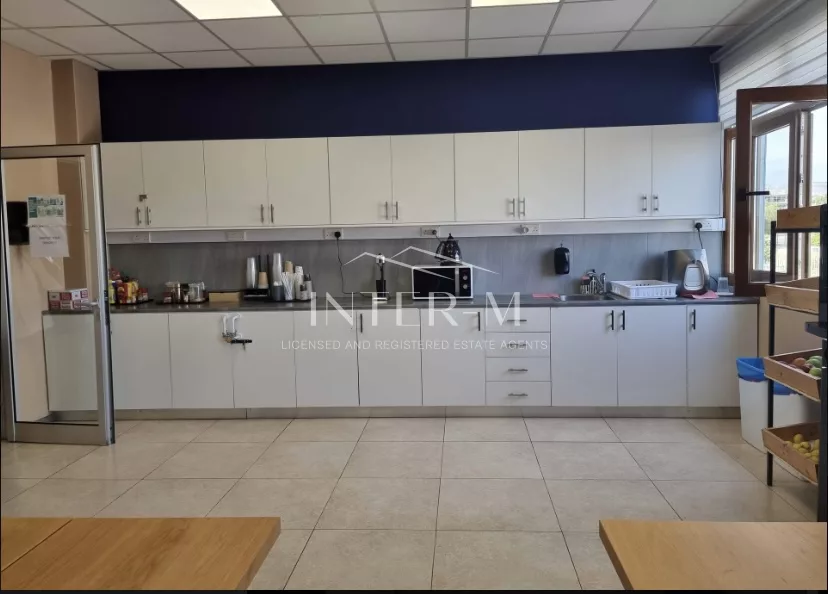 Three Deluxe Business Offices For Sale In Agios Athanasios,Limassol φωτογραφία 9