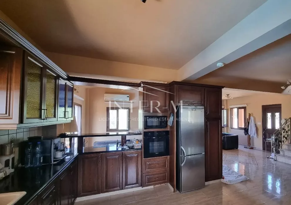 Stunning Villa For Sale In Agia Marina Chrysochous, Limassol (4 Bedrooms) photo 21