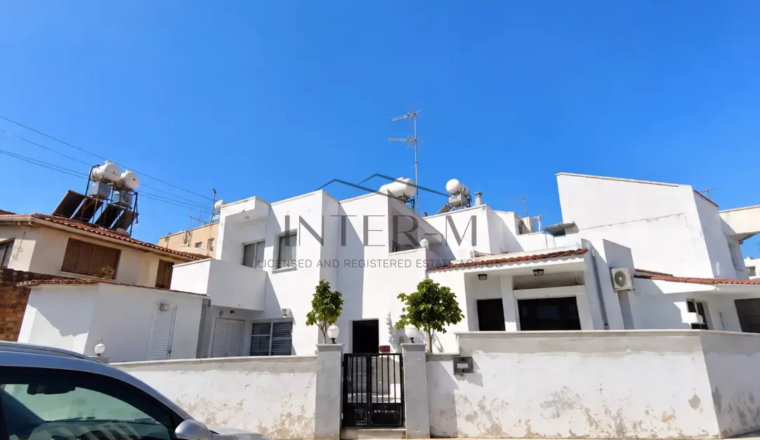 Detached house for sale in Mesa Geitonia, Limassol, Cyprus