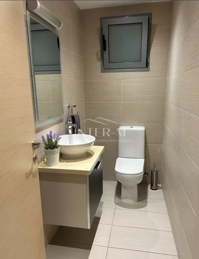 Stunning 3-Bedroom Ground Floor Apartment For Rent In Germasogeia, Limassol (3 Bedroom) photo 8