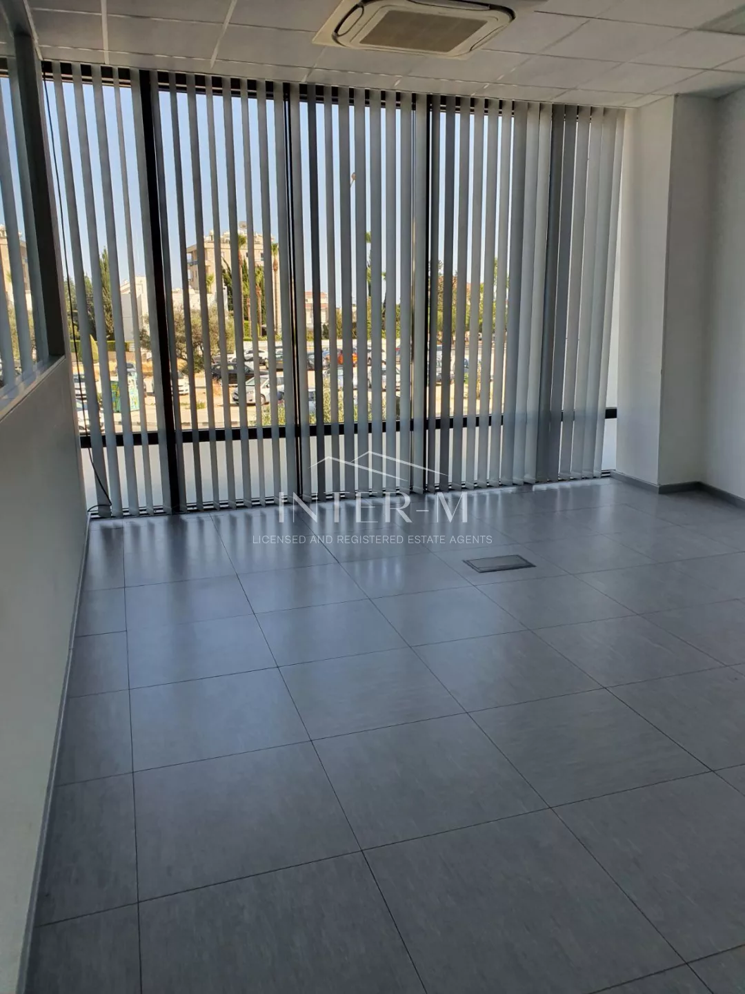 Modern Offices For Rent In Mesa Geitonia (7 Bedroom)