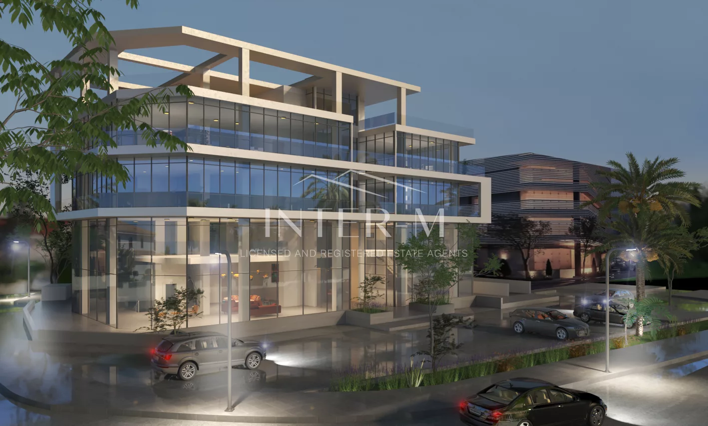 Large Modern Shop For Sale In Kolonakiou (658 Sq.m)