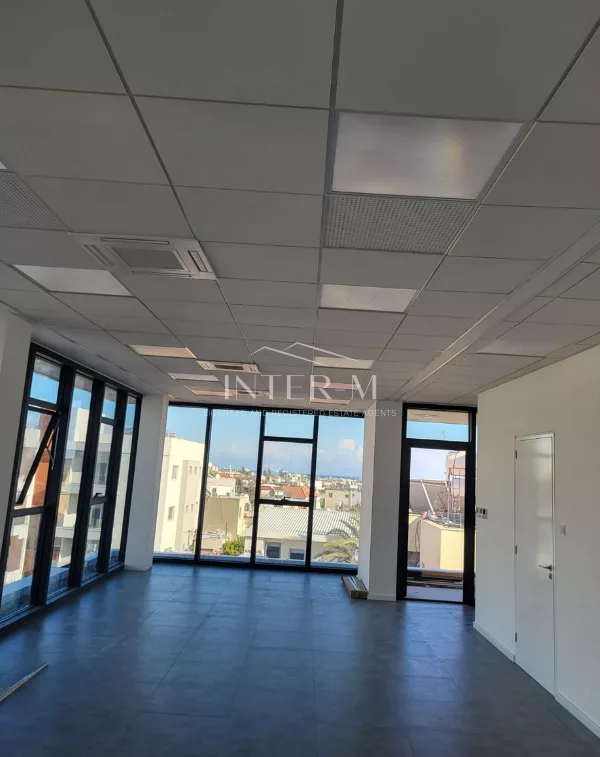 Ready To Move Luxury Offices For Rent In Kato Polemidia, Limassol (570 Sq.m) photo 7