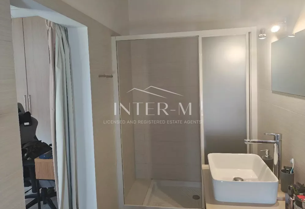 Beautiful 4-Bedroom Semi-Detached House For Sale – Aradippou, Agios Fanourios, Larnaca,Cyprus (4 Bedroom) φωτογραφία 16