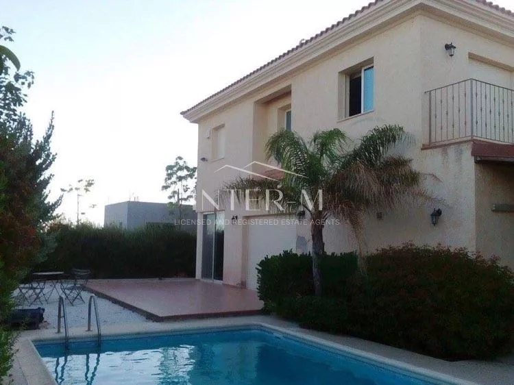 Luxury Villa For Rent In Erimi Village, Limassol  (4 Bedroom) photo 22
