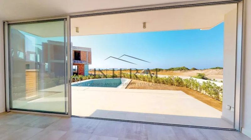 Stylish Seafront Villa For Sale In Coral Bay, Paphos, Cyprus(4 Bedrooms) photo 4