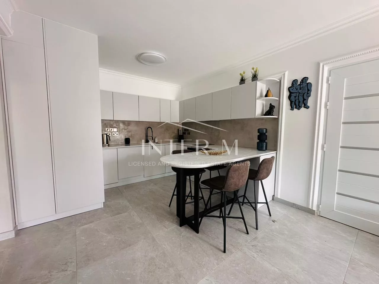 Modern 2-Bedroom Apartment For Rent In Parekklisia Tourist Area, Limassol, Cyprus (1 Bedroom) photo 9