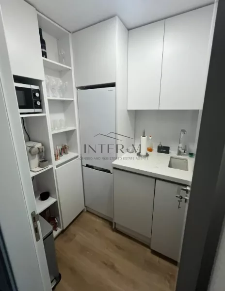 Prime Office For Sale | Larnaca City Centre – Finikoudes,Cyprus φωτογραφία 5
