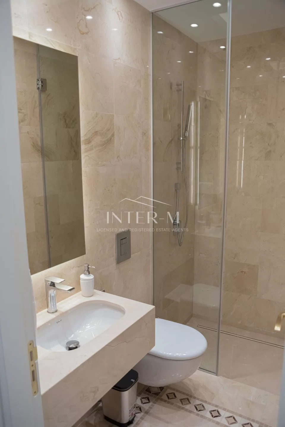 Luxury Apartment For Rent In Germasogeia  , Limassol  (2 Bedroom) photo 16