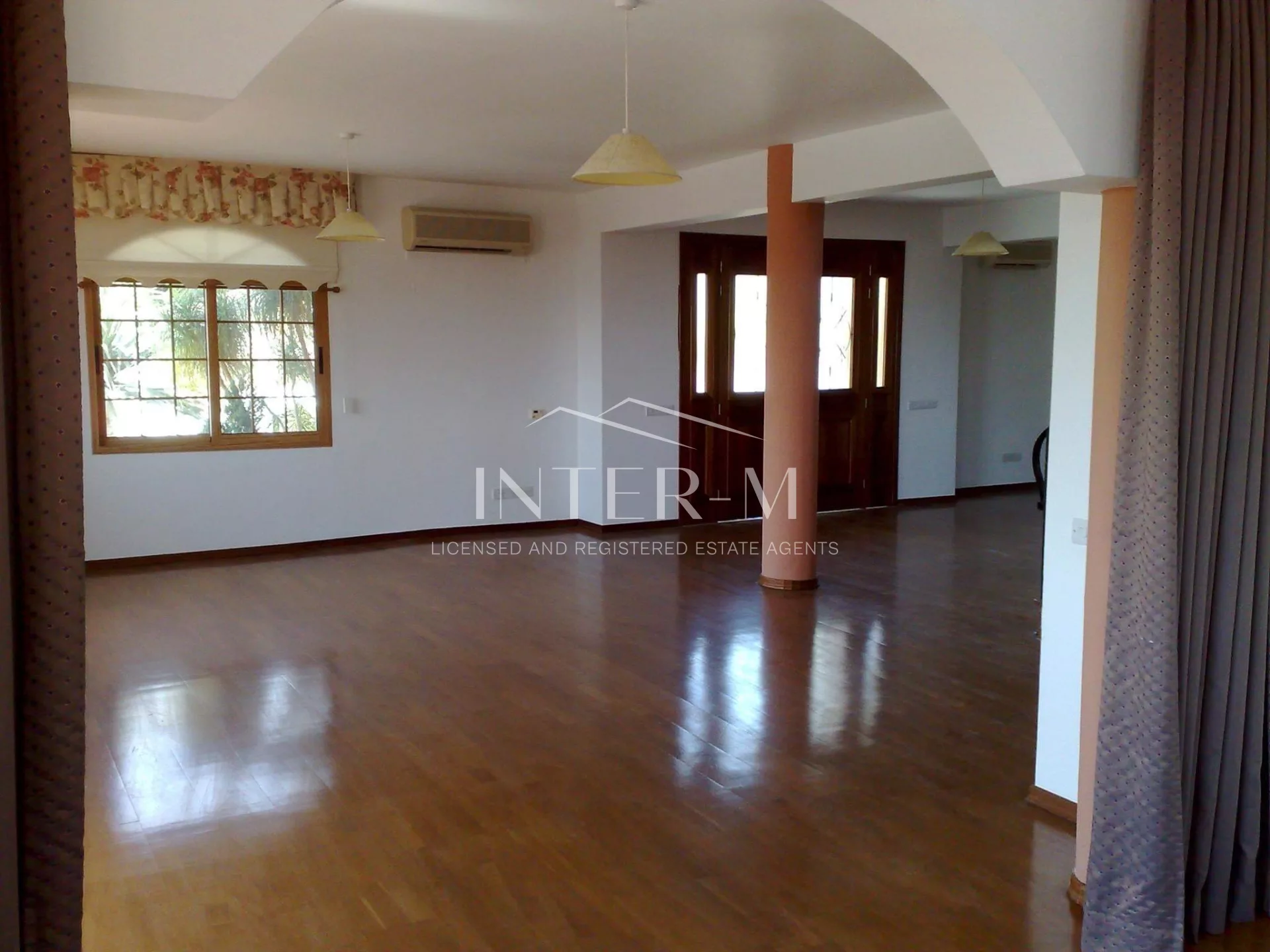 Massive Villa In Germasogeia (5 Bedroom) photo 7