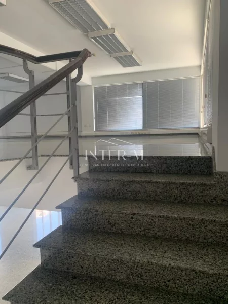 Commercial Shop/Office For Rent In Strovolos, Nicosia, Cyprus(300 Sq.m) φωτογραφία 3