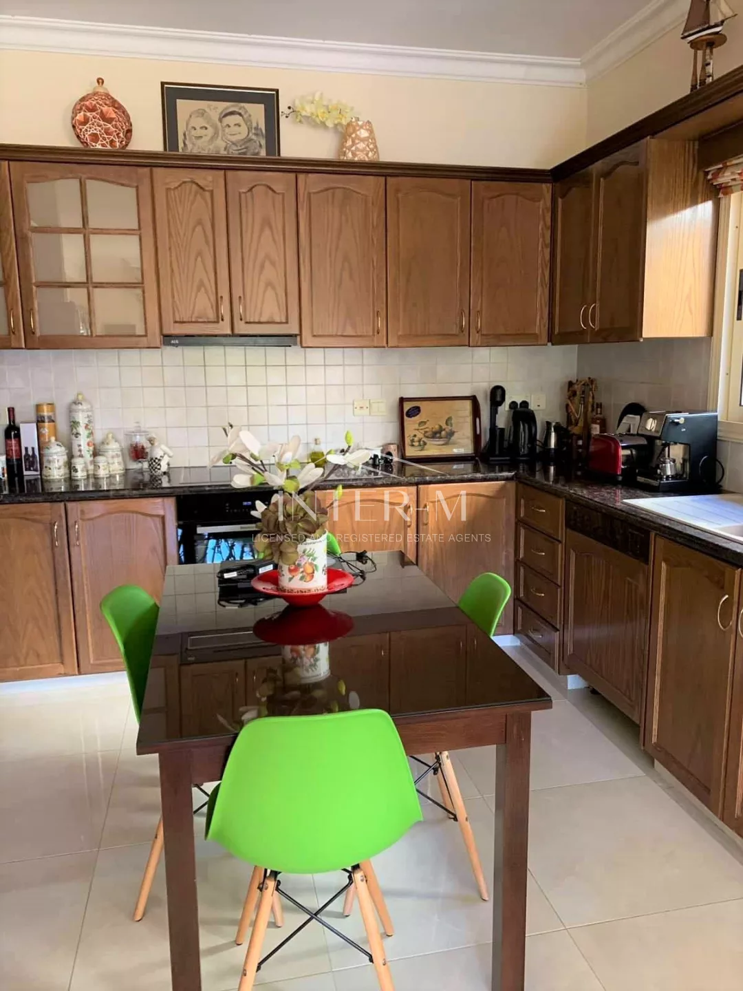 Villa For Sale In Panthea  (6 Bedroom) photo 9