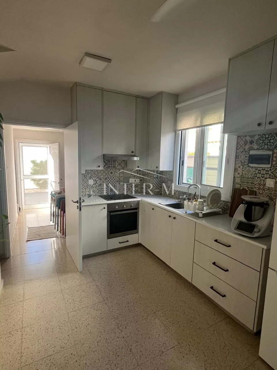 Fully Renovated 3-Bedroom Semi-Detached House In Perivolia, Larnaca, Cyprus (2 Bedroom) photo 5