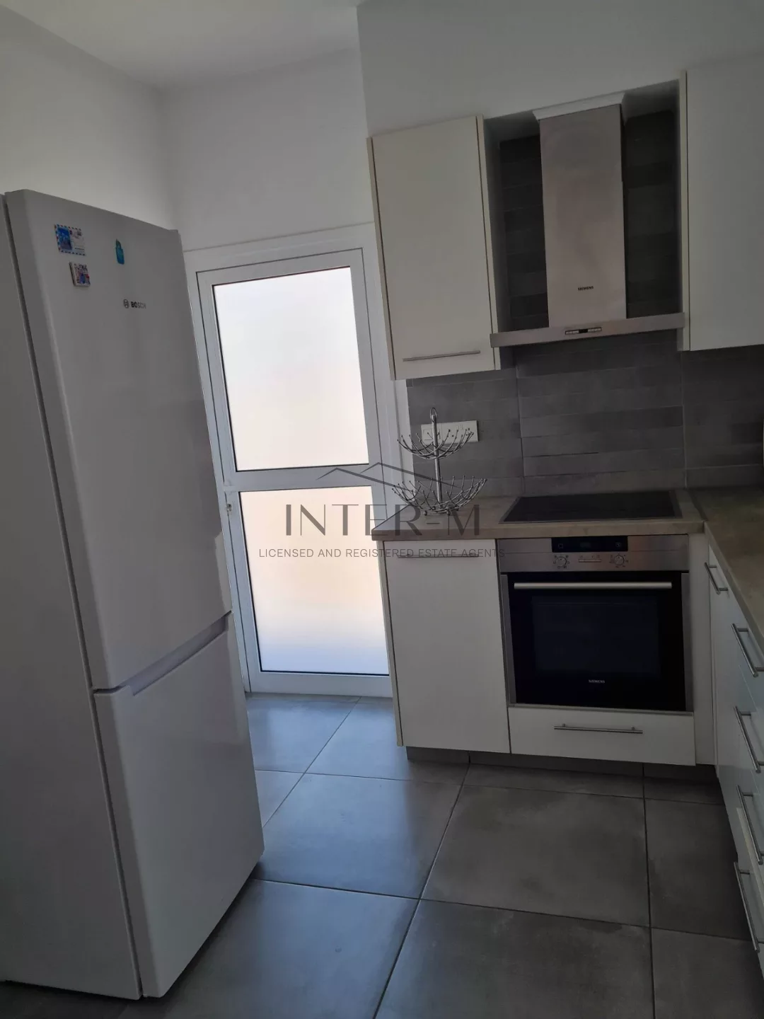 Fully Renovated Apartment For Sale In Neapolis, Limassol (2 Bedroom) φωτογραφία 22