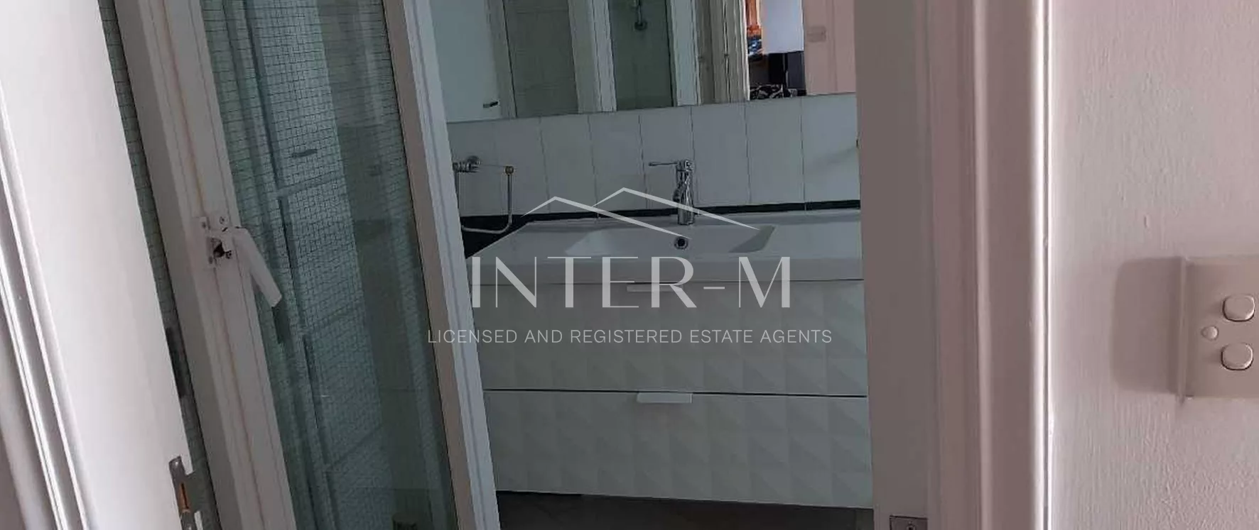 Beautiful  Penthouse Fоr Sаle,Neapolis,Limassol (2 Bedroom) φωτογραφία 4