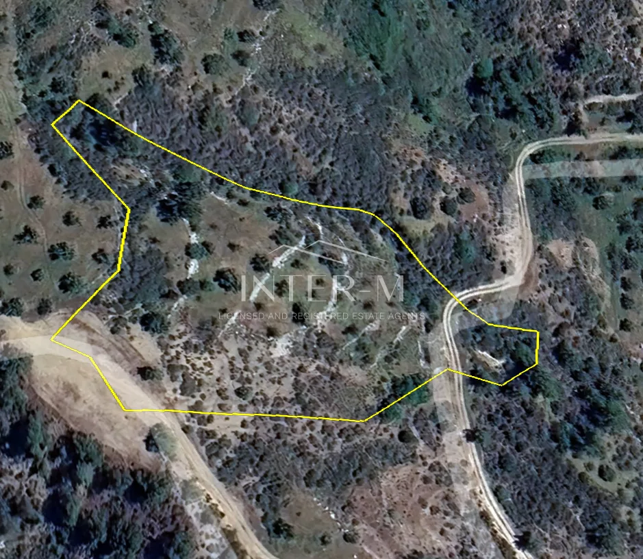 Agricultural Plot For Sale In Kinousa , Paphos , Cyprus (9362 sq.m)