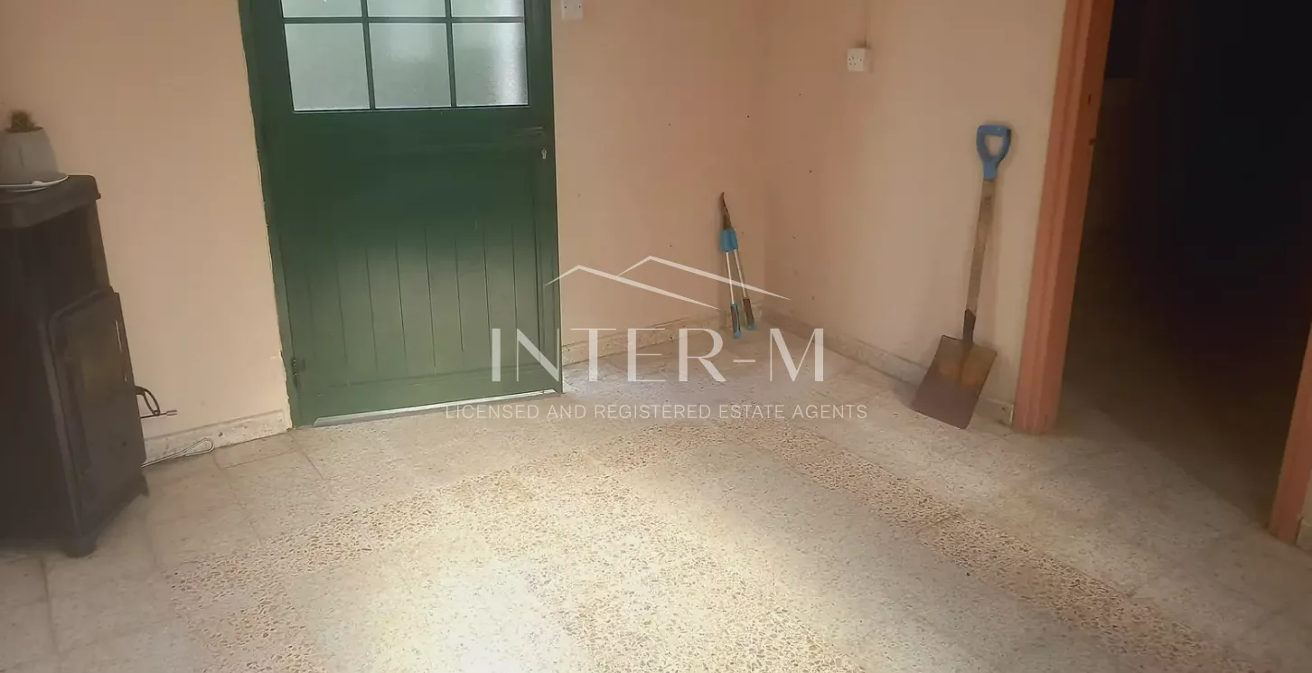 Charming 2-Bedroom Detached House For Sale In Episkopi, Limassol,Cyprus (2 Bedroom) photo 10