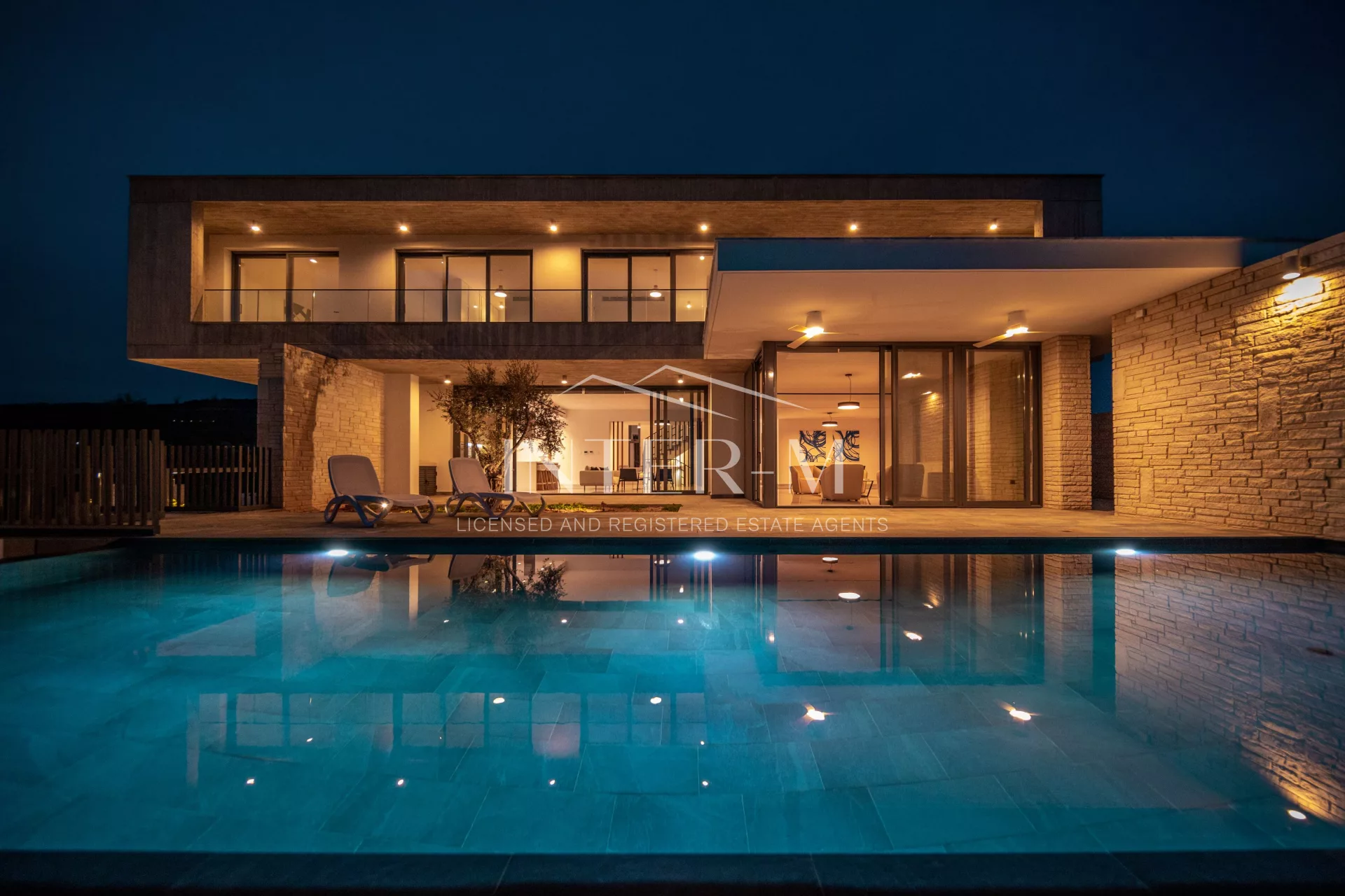 Exquisite 5-Bedroom Luxury Villa For Sale – Sea Caves, Paphos (5 Bedroom) photo 11