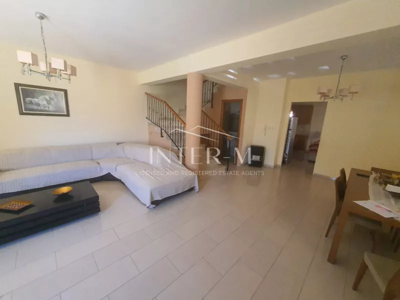 Detached House In Kato Polemidia For Sale (4 Bedroom) φωτογραφία 2