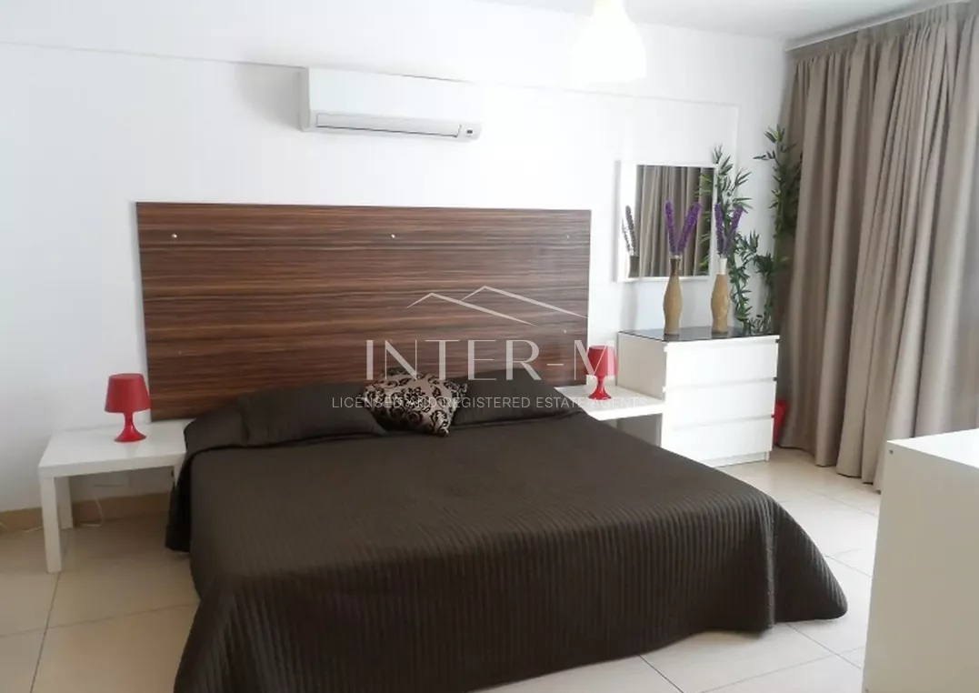 Whole Residential Building For Rent – Germasogeia Tourist Area, Limassol,Cyprus (16 Bedroom) photo 3