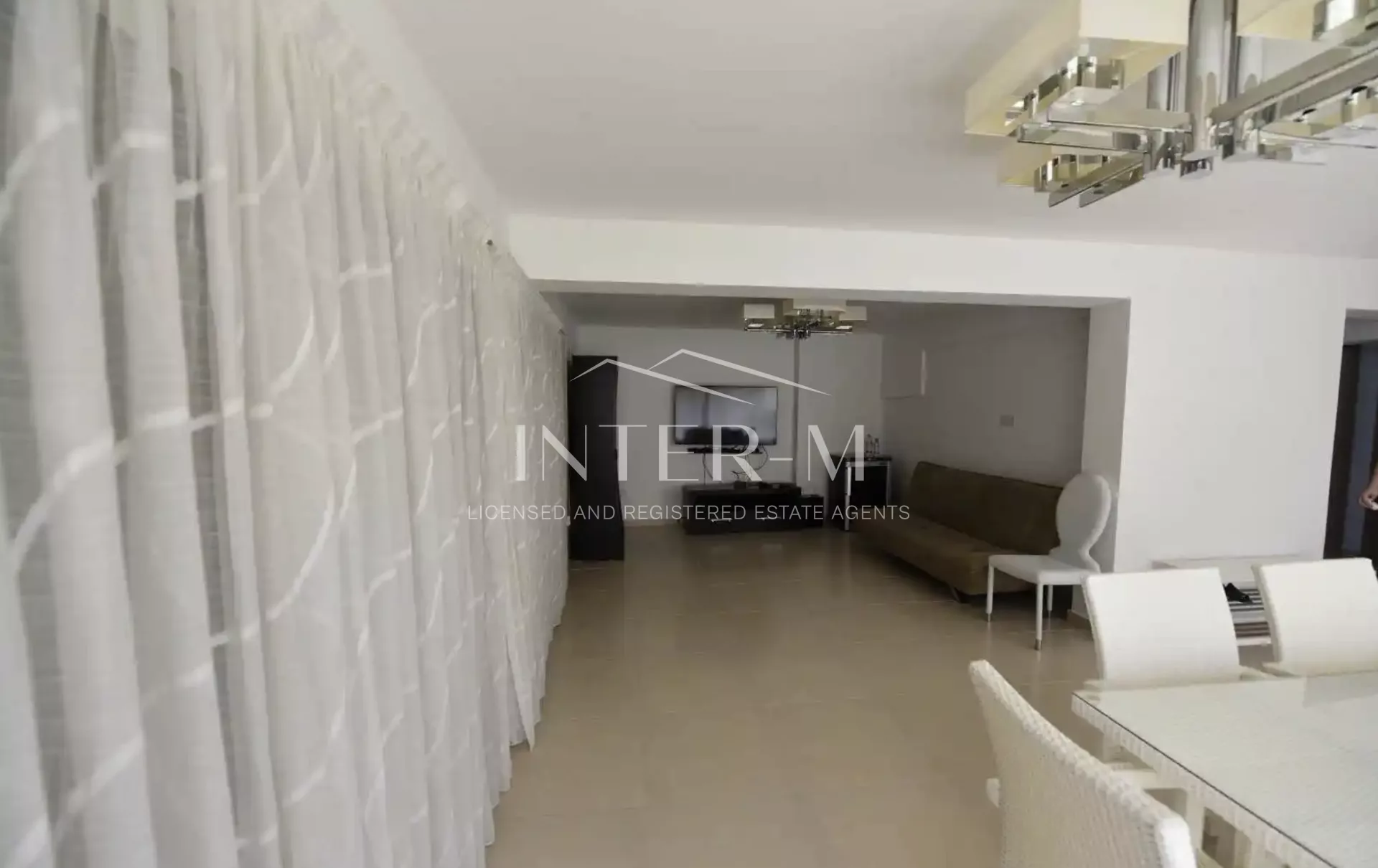 Beautiful 4 Bedroom Villa, In Germasogeia, Limassol (4 Bedroom) photo 16