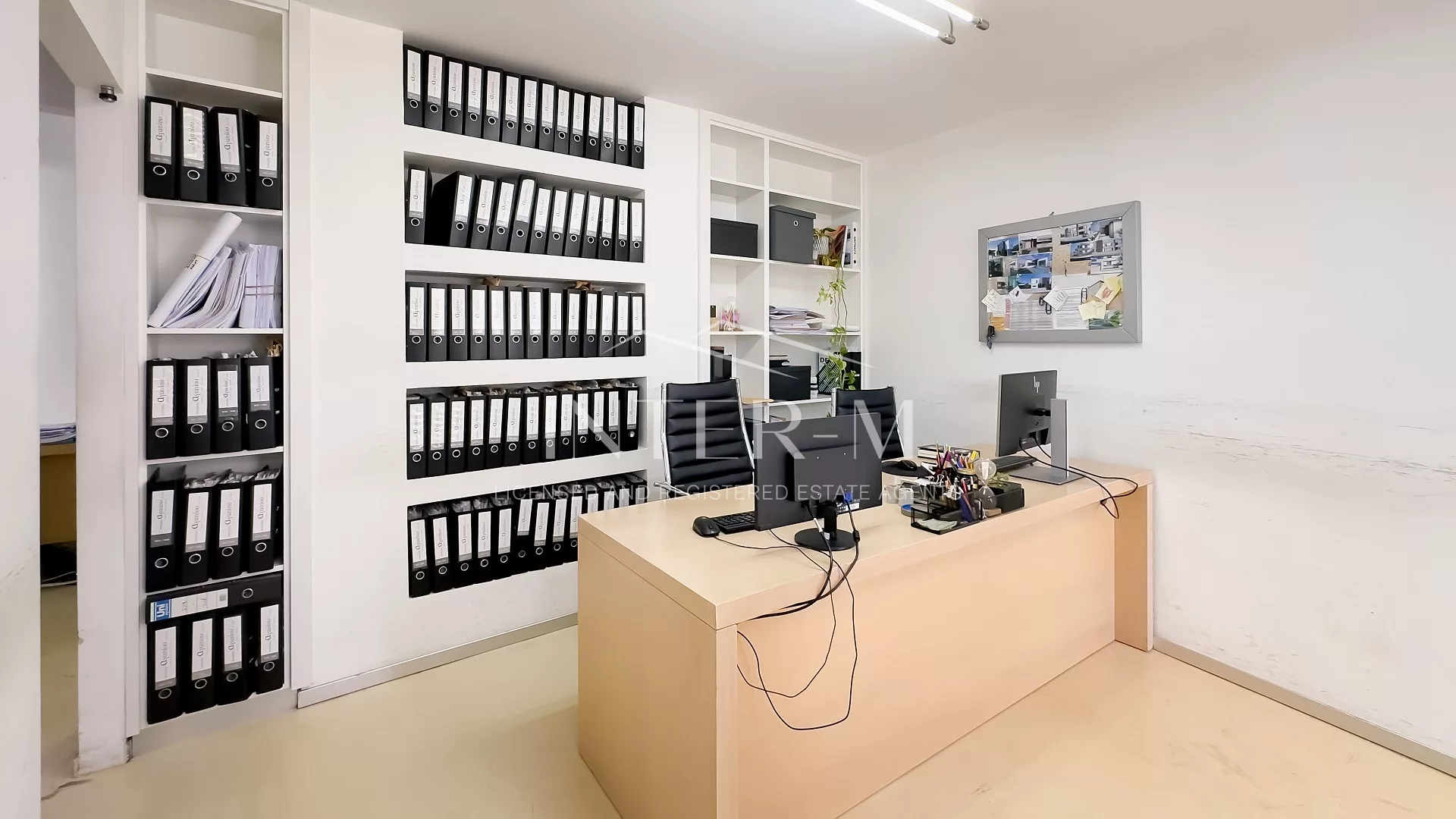 Exceptional Offices For Sale In Aradippou, Larnaca, Cyprus φωτογραφία 8
