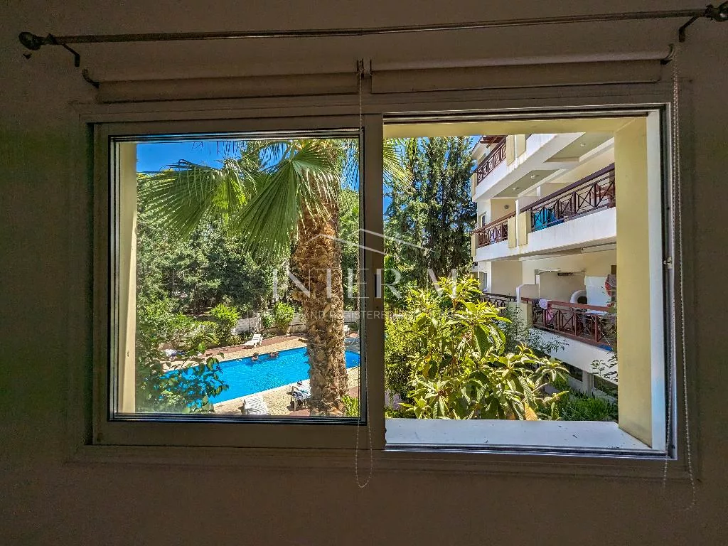 For Sale - One Bedroom Apartment In Universal, Paphos  (1 Bedroom) photo 5