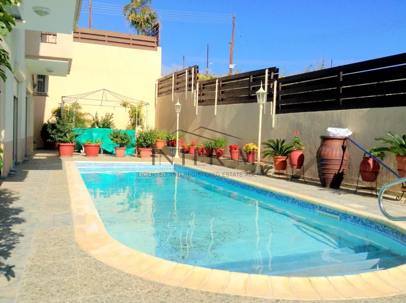 Villa For Sale In Panoraia Germasogeia (5 Bedroom) φωτογραφία 2