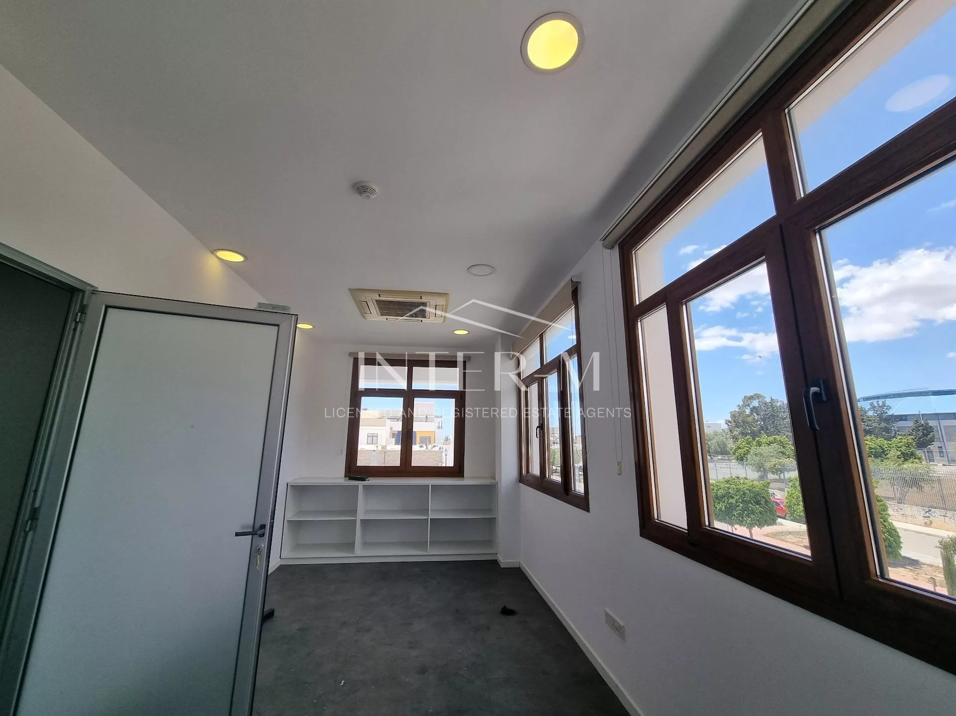 Elegant Office Space For Rent  In Cyprus, Limassol, Kolonakiou Street (447 sq.m) φωτογραφία 10