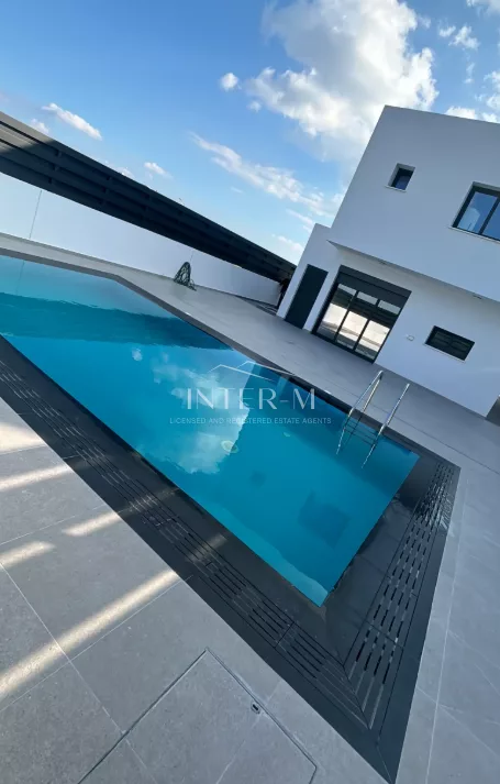 Luxurious 3-Bedroom Villa For Rent – Krassia, Larnaca,Cyprus (3 Bedroom) φωτογραφία 17