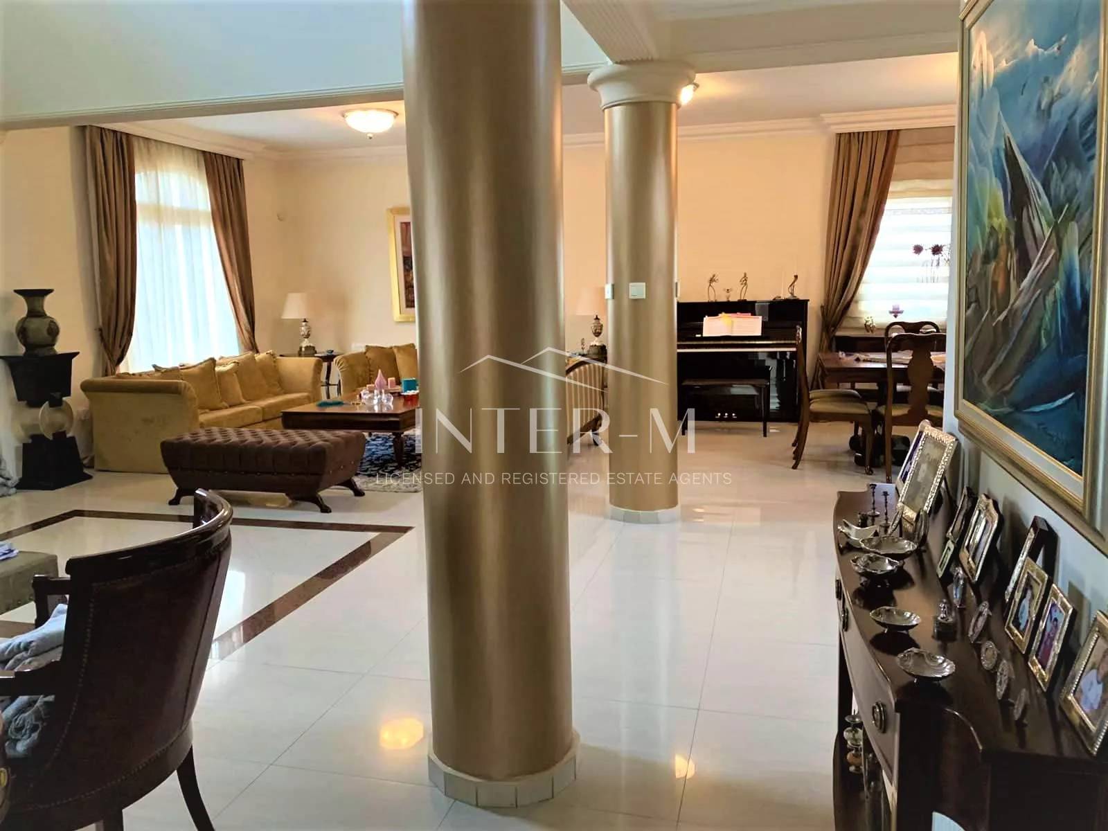 Villa For Sale In Panthea  (6 Bedroom) photo 7