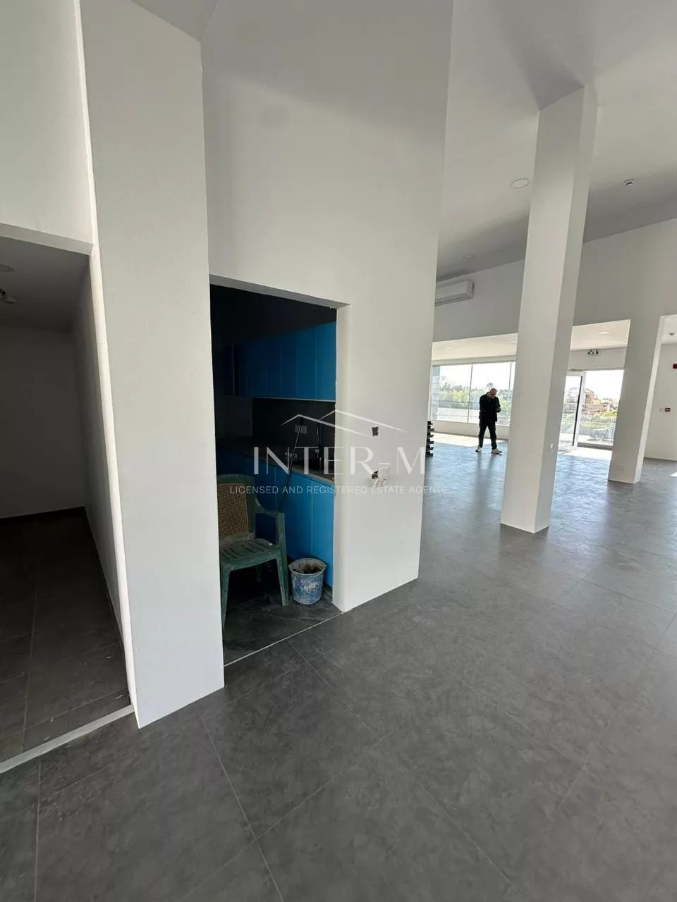 Commercial Building For Rent In Agios Athanasios , Limassol , Cyprus photo 14