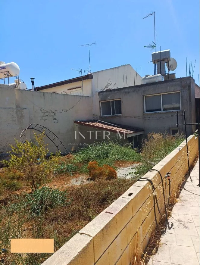 Unique Residential Building With Adjoining Residential Land For Sale In Pachna, Limassol, Cyprus φωτογραφία 7