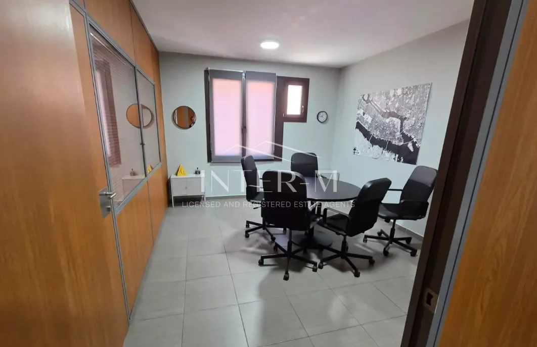 Fully Refurbished Office for Rent – Agia Zoni, Limassol,Cyprus photo 6