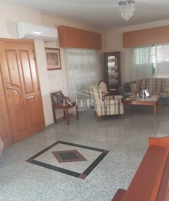 *Detached House For Sale In Agios Athanasios (5 Bedroom) φωτογραφία 6