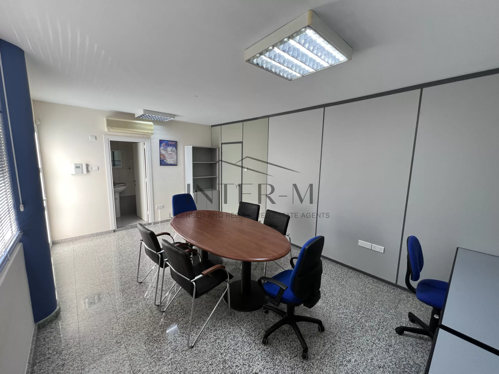 Spacious Office For Sale In Griva Digeni, Limassol, Cyprus (270 Sq.m) φωτογραφία 8