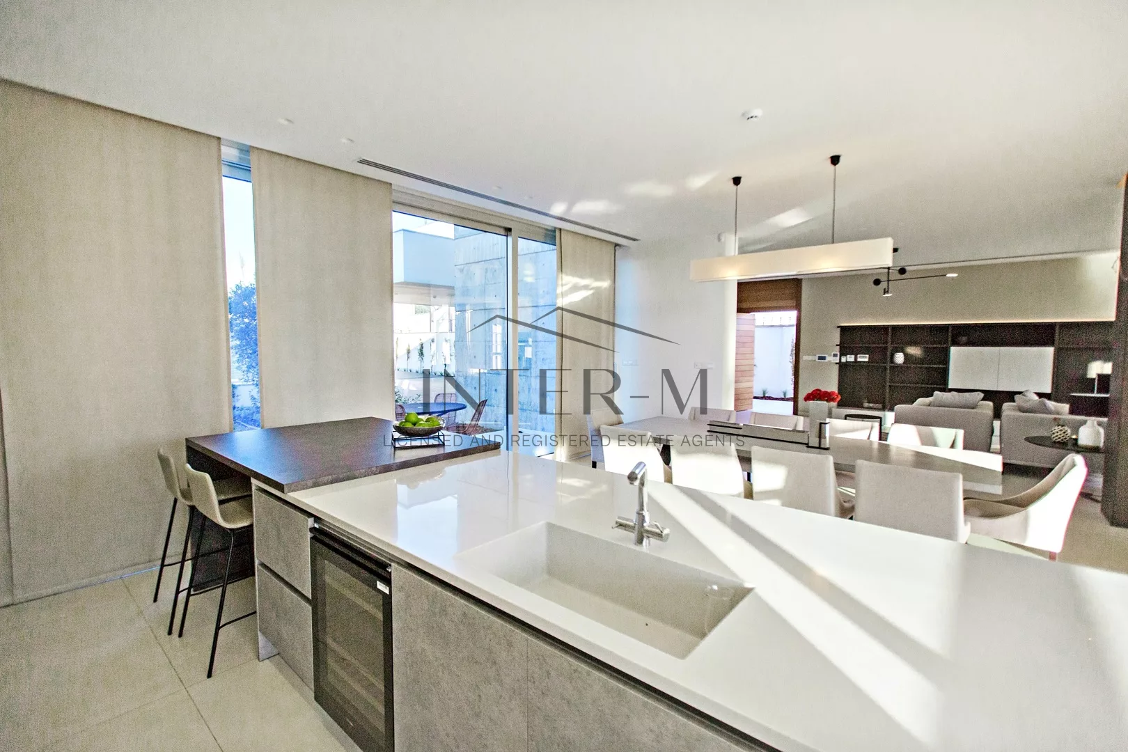 Luxury Villa For Sale In Ayia Napa  (4 Bedroom) photo 22