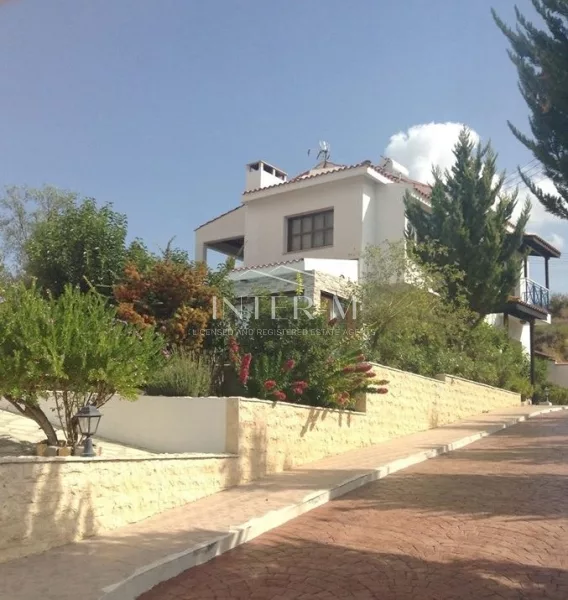 Villa For Sale In Lania (4 Bedroom) photo 3
