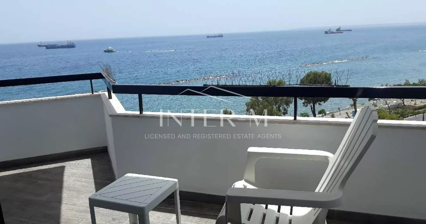 Beautiful  Penthouse Fоr Sаle,Neapolis,Limassol (2 Bedroom)
