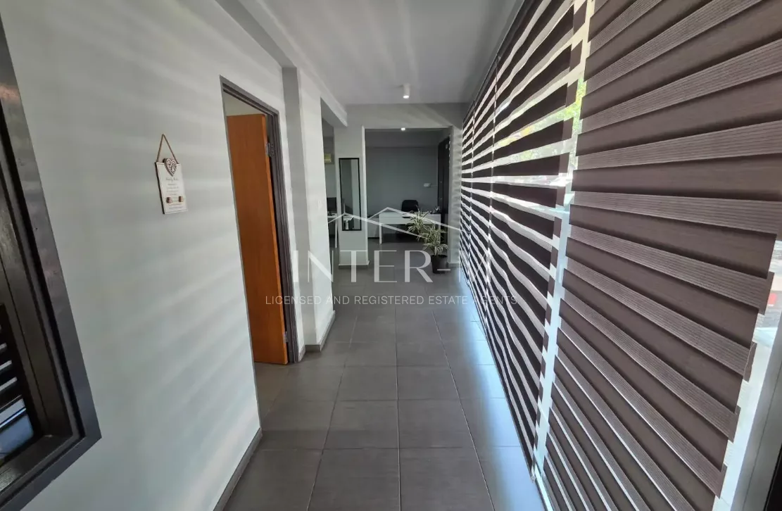 Fully Refurbished Office for Rent – Agia Zoni, Limassol,Cyprus φωτογραφία 2
