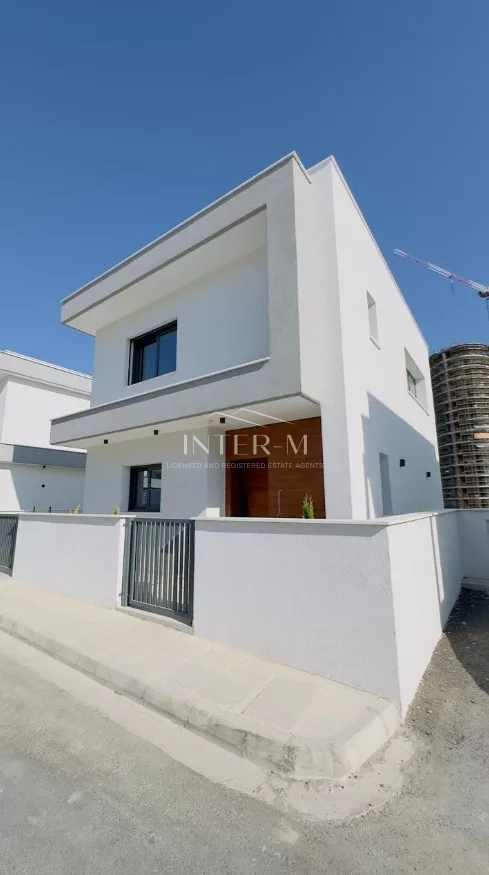 Brand New 2-Bedroom Detached Maisonette With Sea View In Agios Tychonas, Limassol, Cyprus