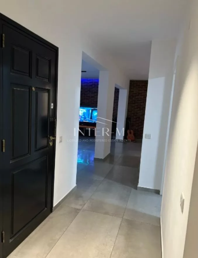 Beautiful Whole Floor 3-Bedroom Apartment In Egkomi, Nicosia, Cyprus