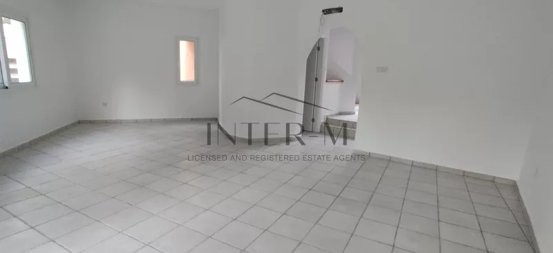 Renovated Three-Bedrooms House For Sale  (3 Bedroom) φωτογραφία 2