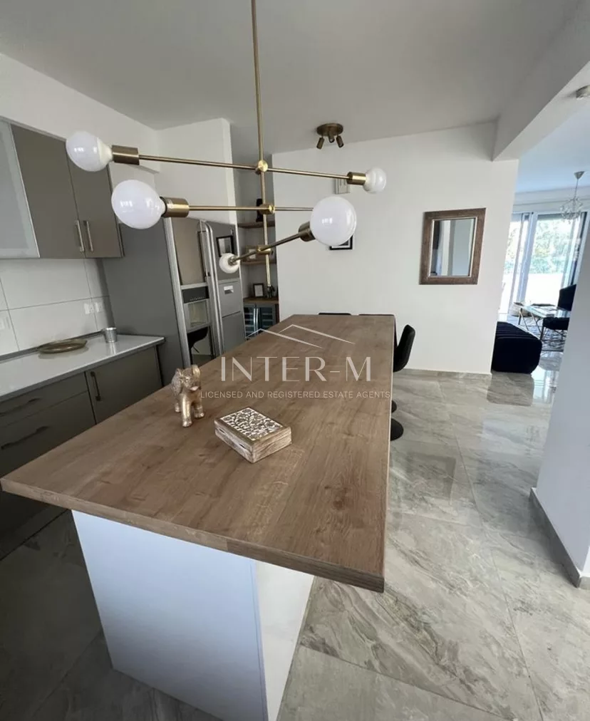 Apartment For Rent In Neapolis,Limassol (3 Bedroom) φωτογραφία 7