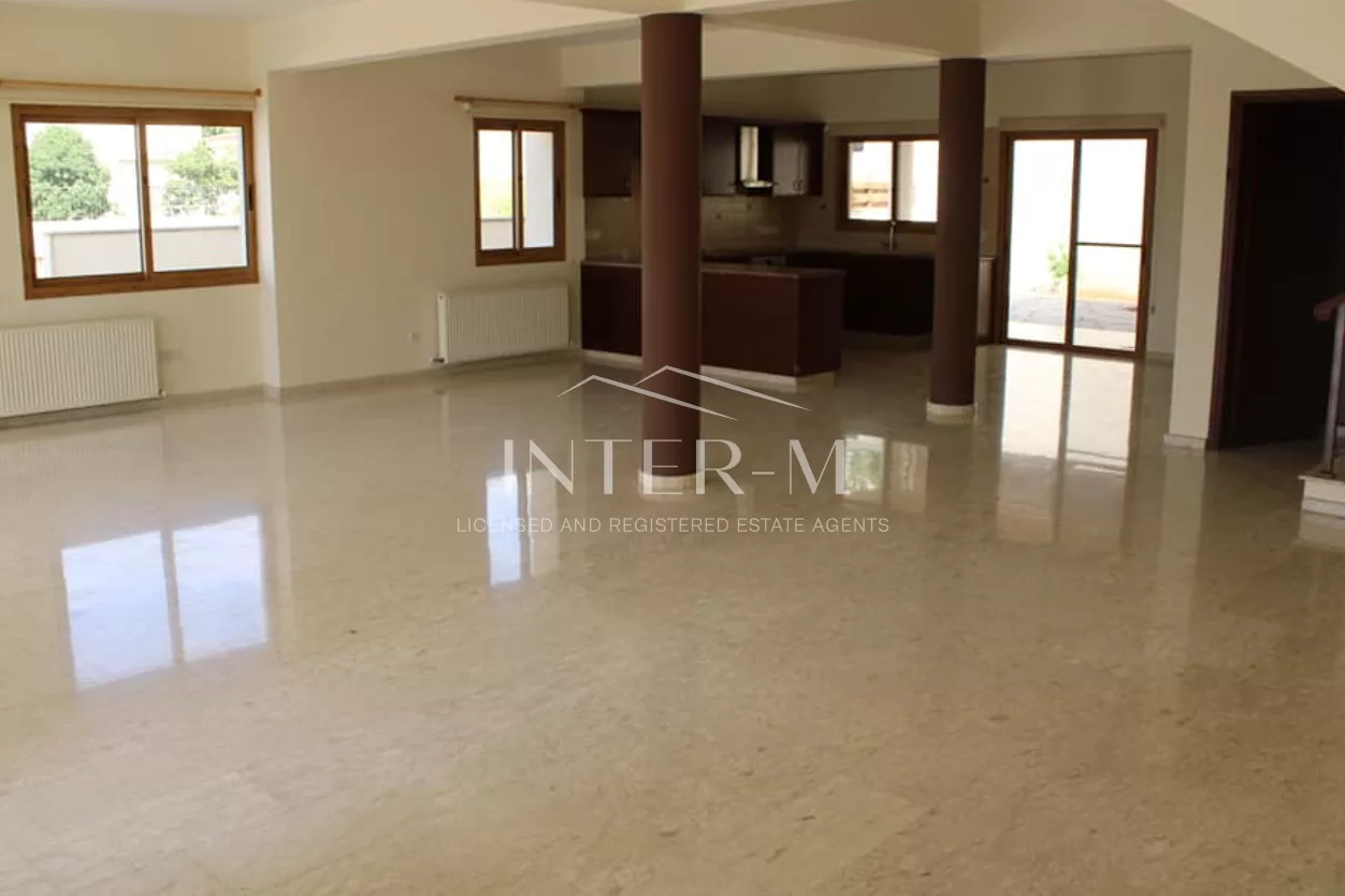 Beautyful House  For Rent  In  Kolossi Limassol  (4 Bedroom) photo 3