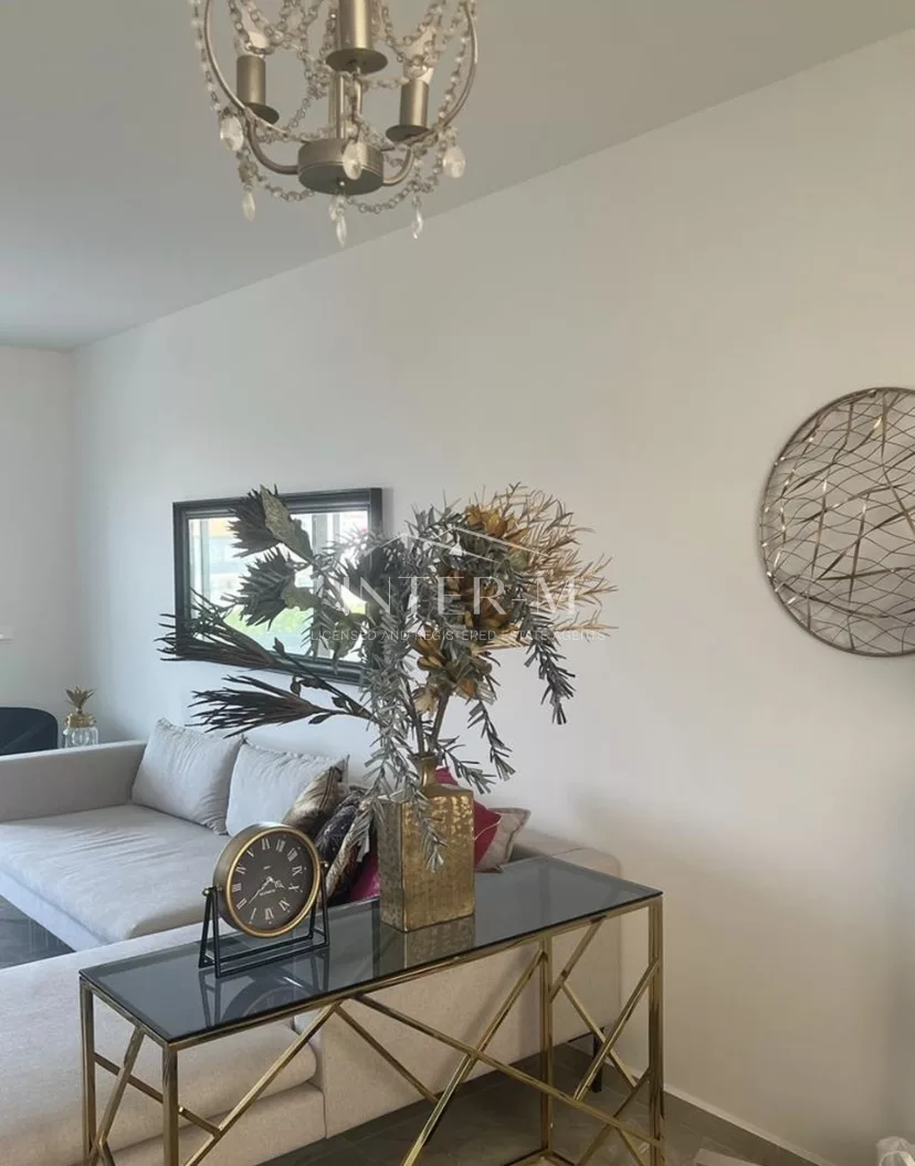 Apartment For Rent In Neapolis,Limassol (3 Bedroom) φωτογραφία 4