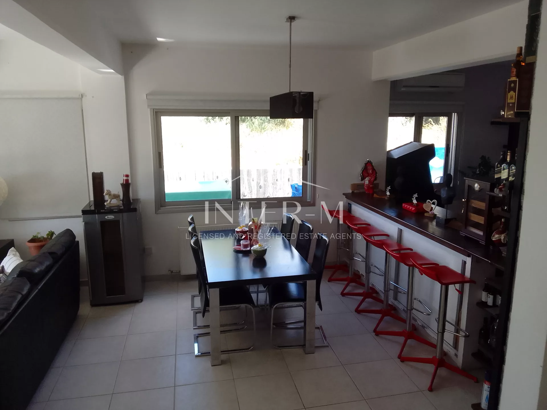 Two-Storey House With Amazing View For Rent In Agios Athanasios, Limassol (3 Bedroom) photo 4