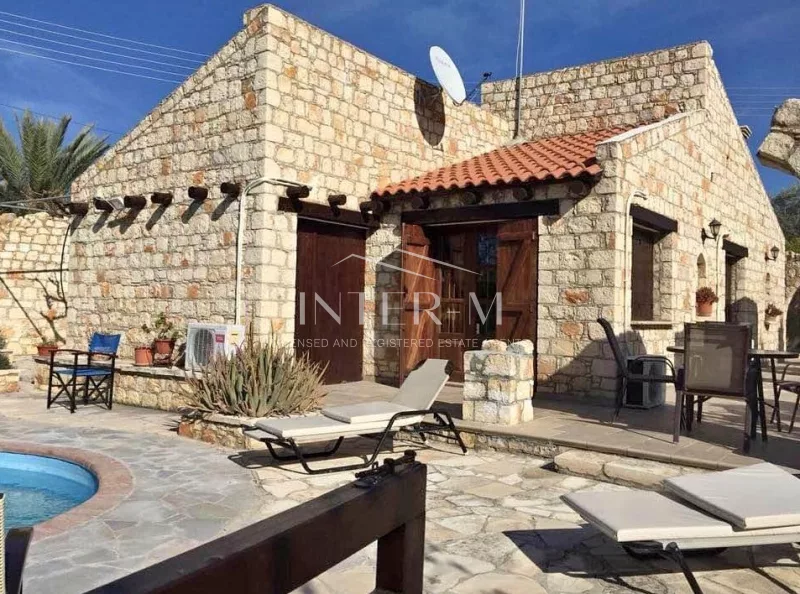 Charming House For Rent In Anarita, Paphos, Cyprus(2 Bedrooms)
